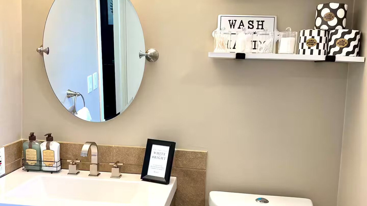 Photo of Bathroom in Eden