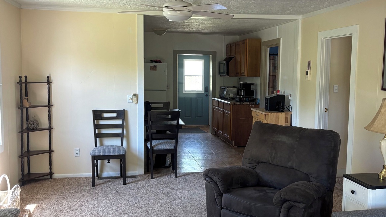 Photo of Livingroom in Town of Lysander