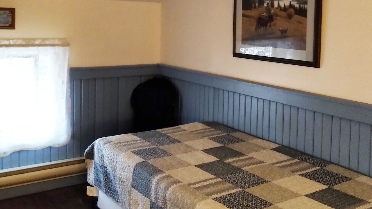 Photo of Bedroom in Clinton