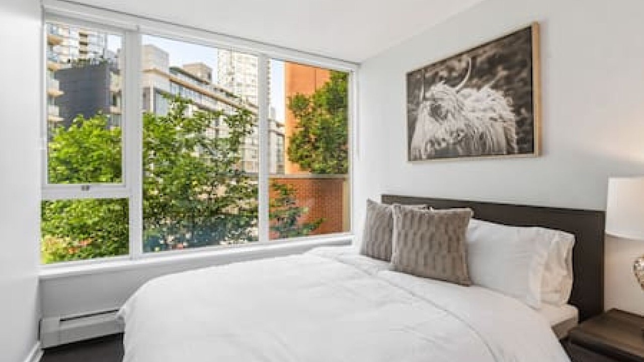 Photo of Bedroom in Crosstown