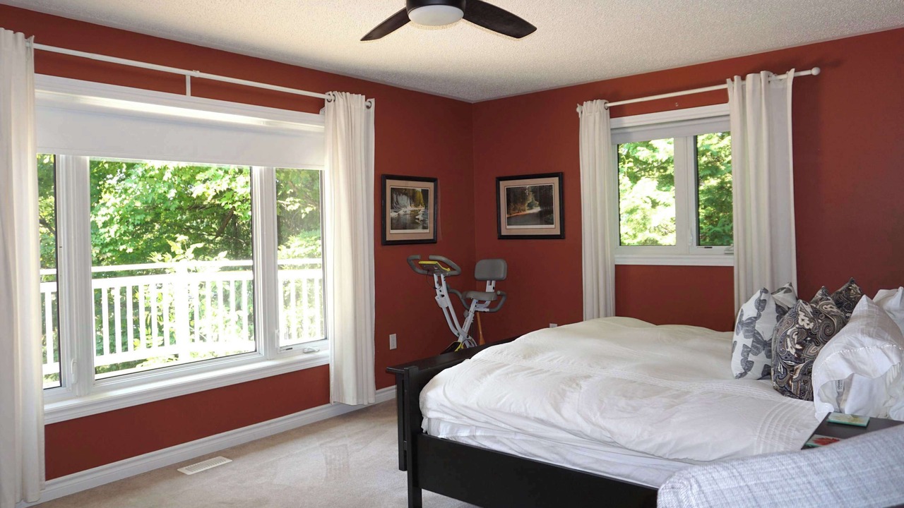Photo of Bedroom in MacTier