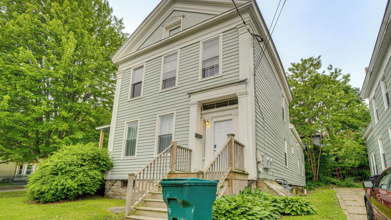 Photo of Outdoor in Oswego