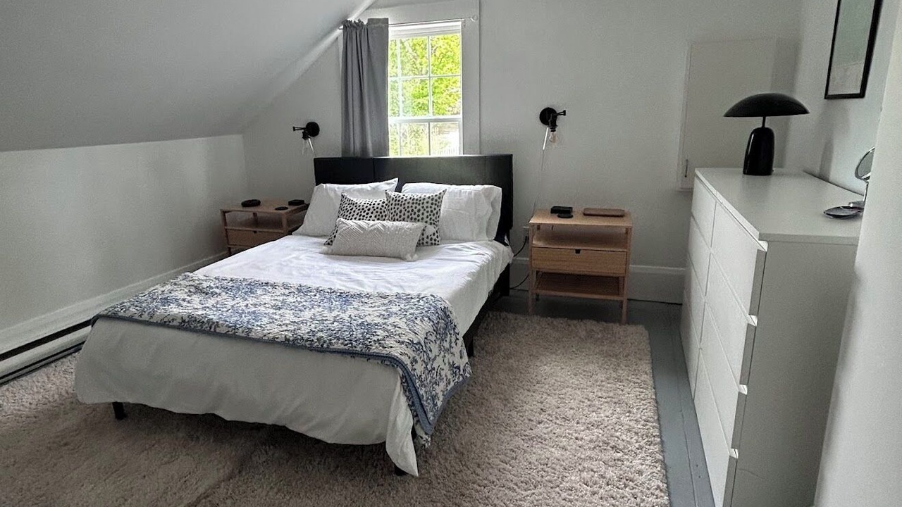 Photo of Bedroom in Shelburne