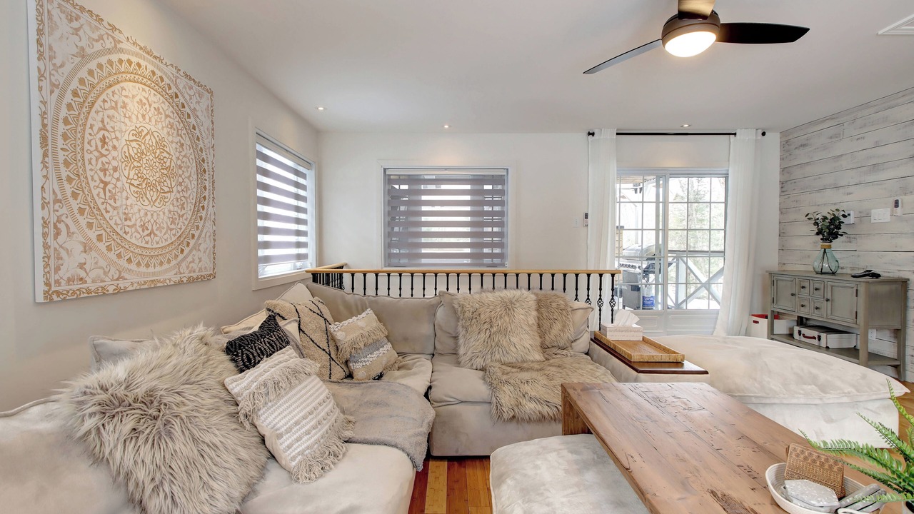 Photo of Livingroom in Entrelacs