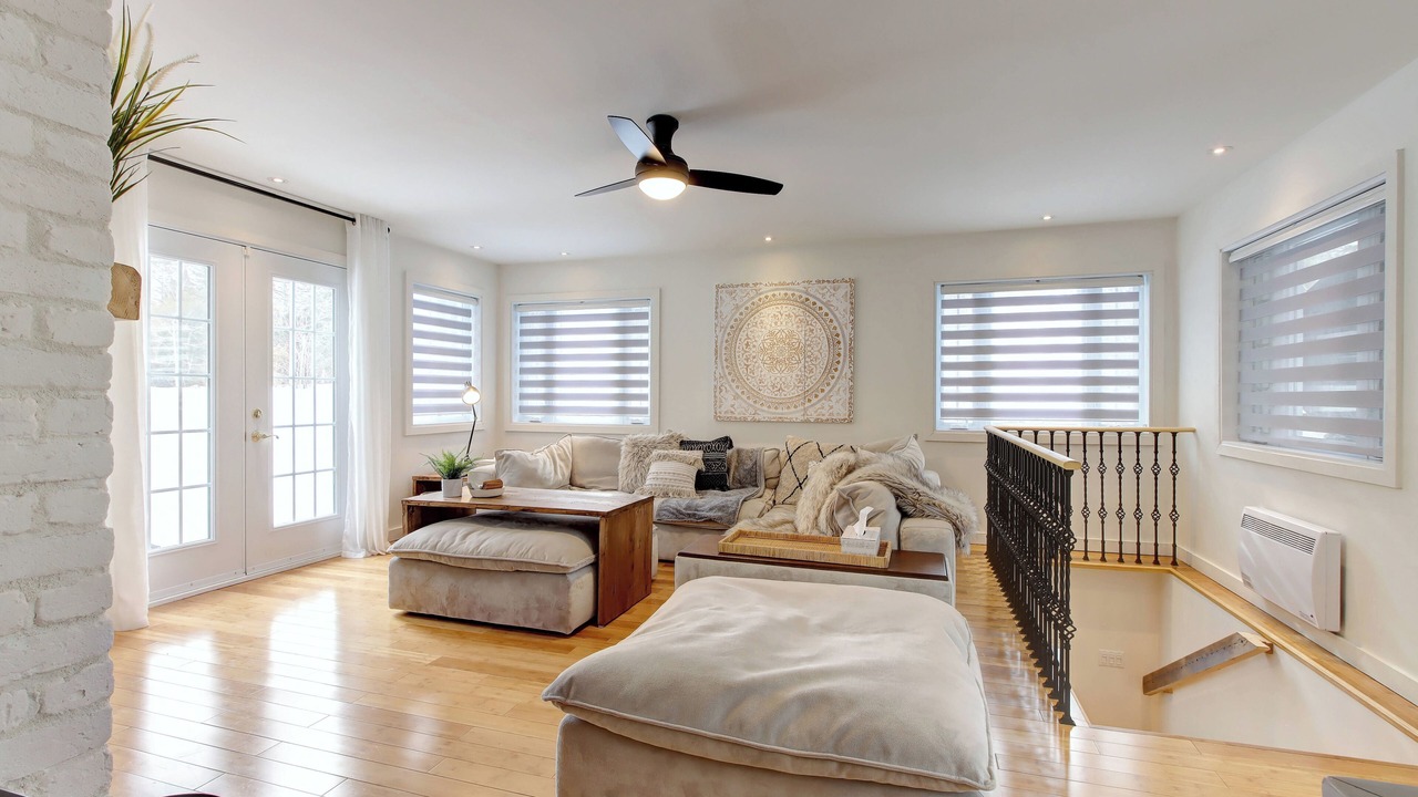 Photo of Livingroom in Entrelacs