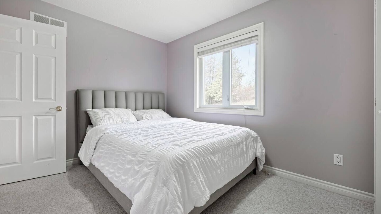 Photo of Bedroom in Melancthon