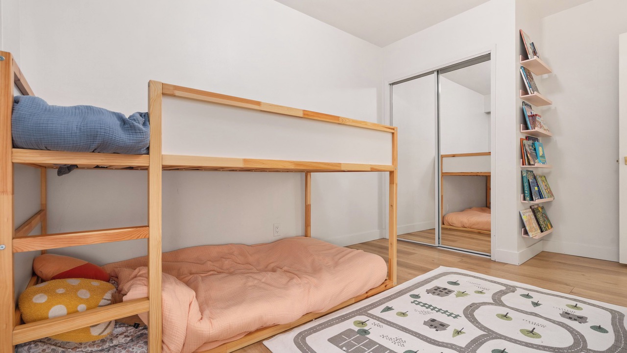 Photo of Bedroom in Upper Lonsdale