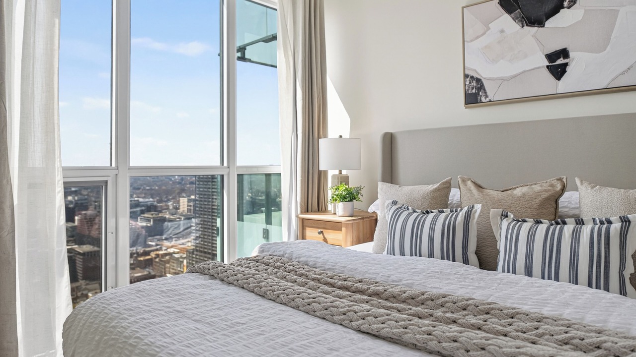 Photo of Bedroom in Toronto Entertainment District