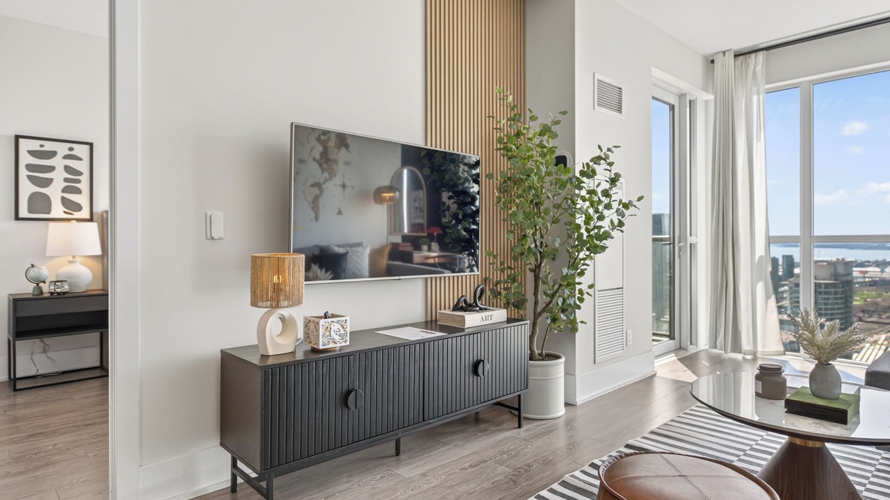 Photo of Livingroom in Toronto Entertainment District