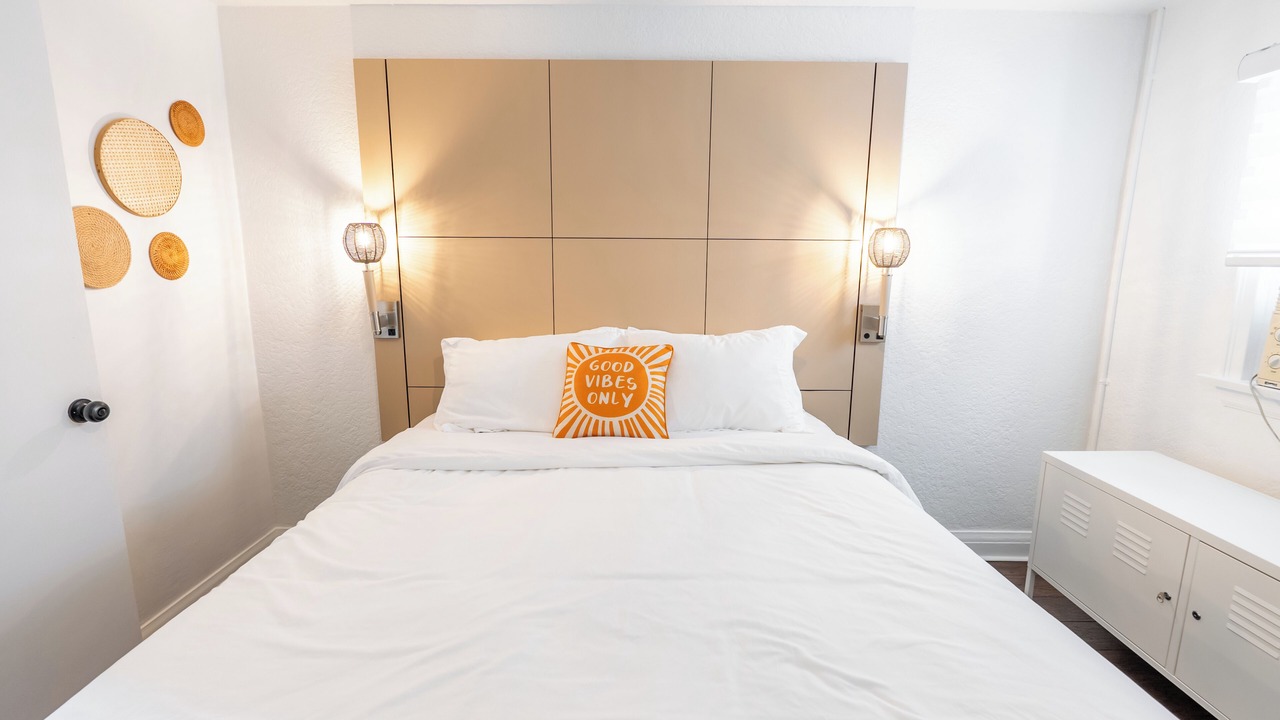 Photo of Bedroom in Lambton Shores