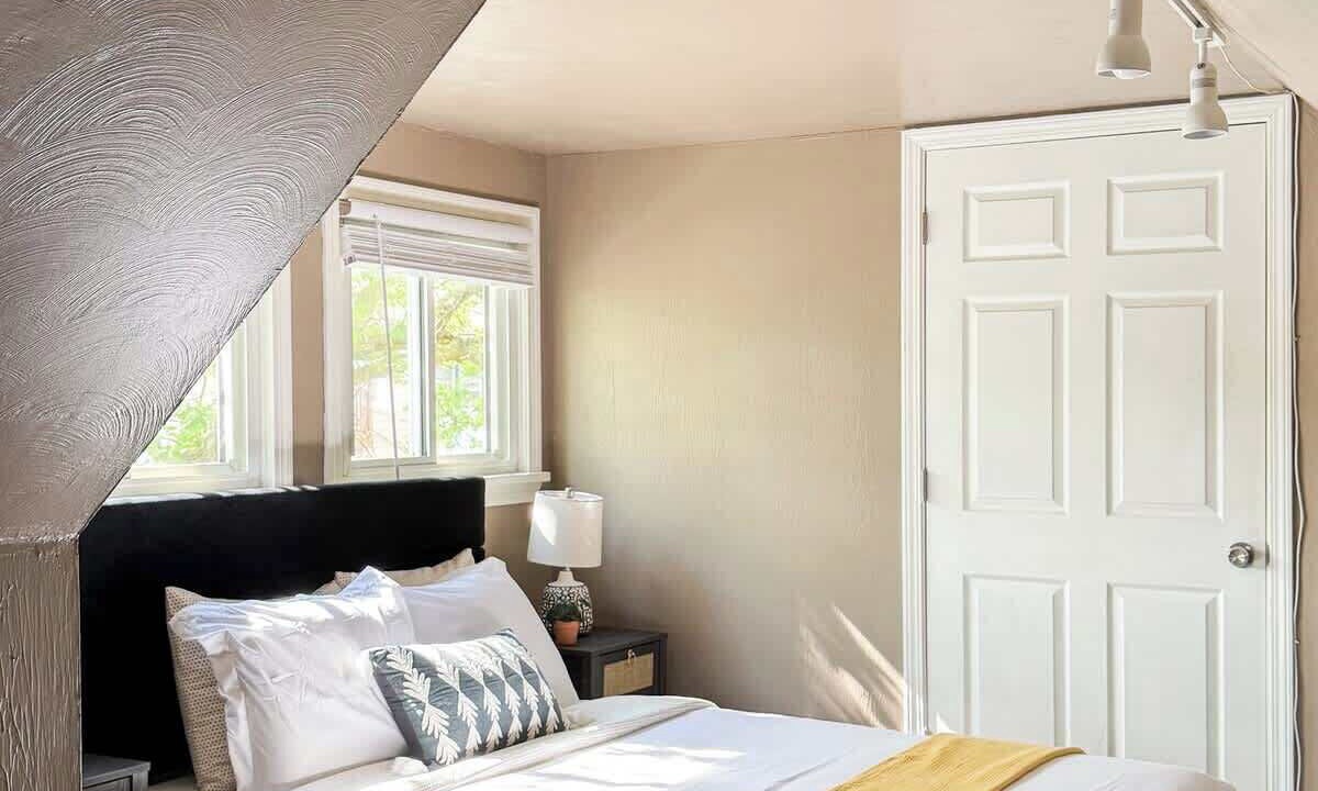 Photo of Bedroom in Lakewood