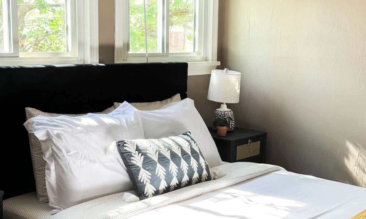 Photo of Bedroom in Lakewood