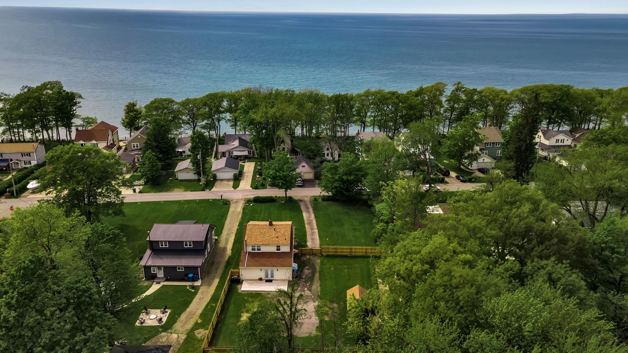 Photo of Outdoor in Lake Erie Beach
