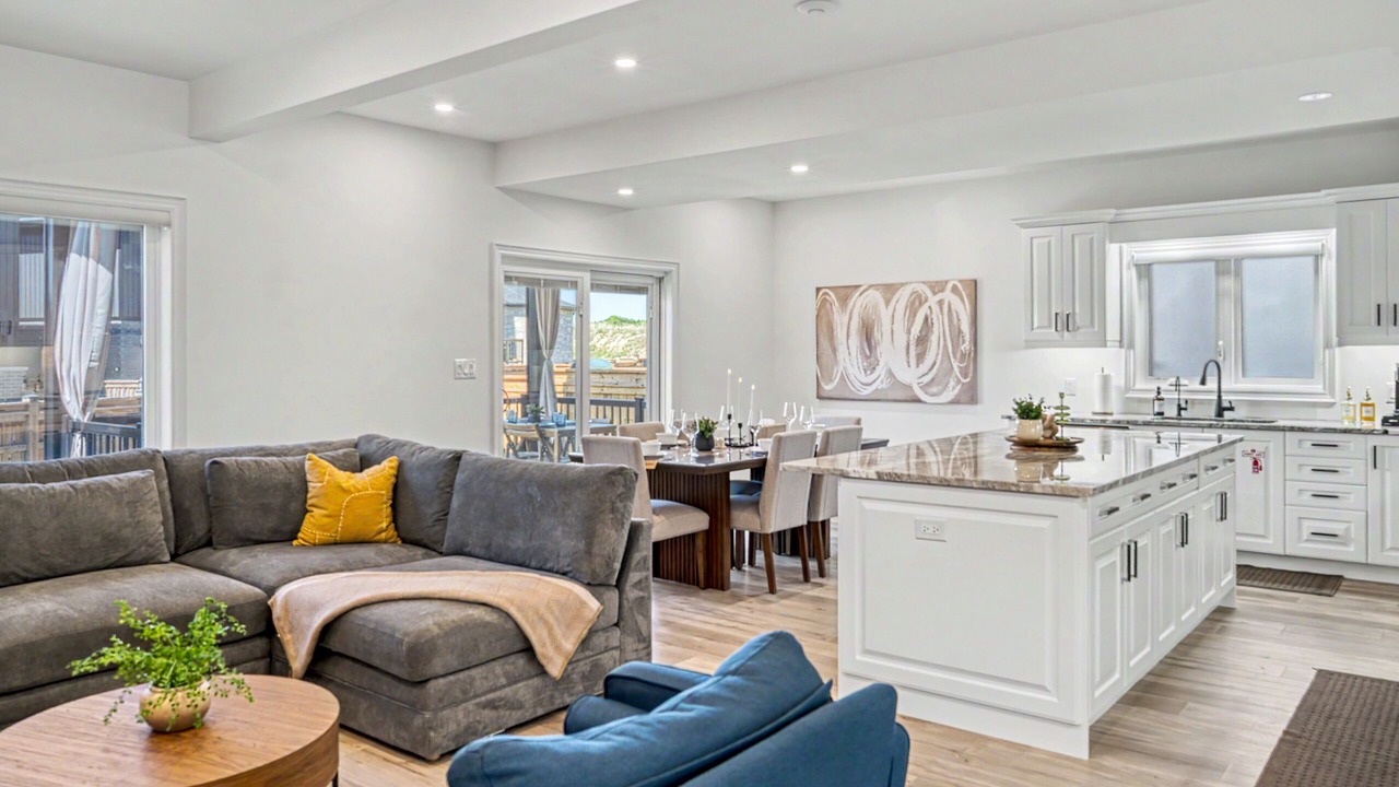 Photo of Livingroom in Thorold