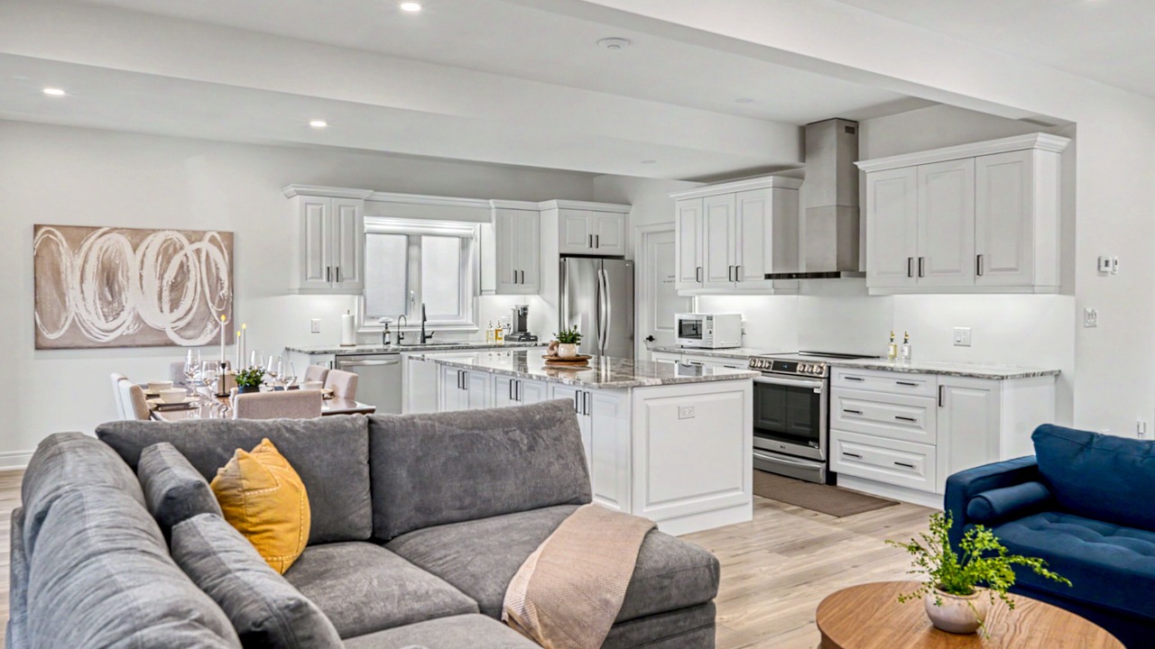 Photo of Livingroom in Thorold