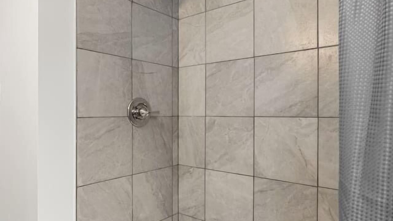 Photo of Bathroom in Banff Trail