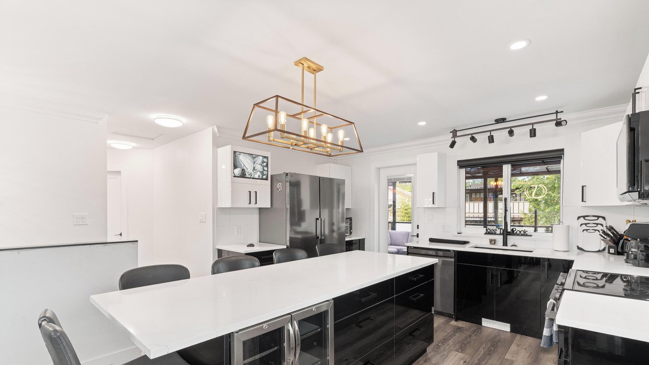 Photo of Kitchen in West Vancouver