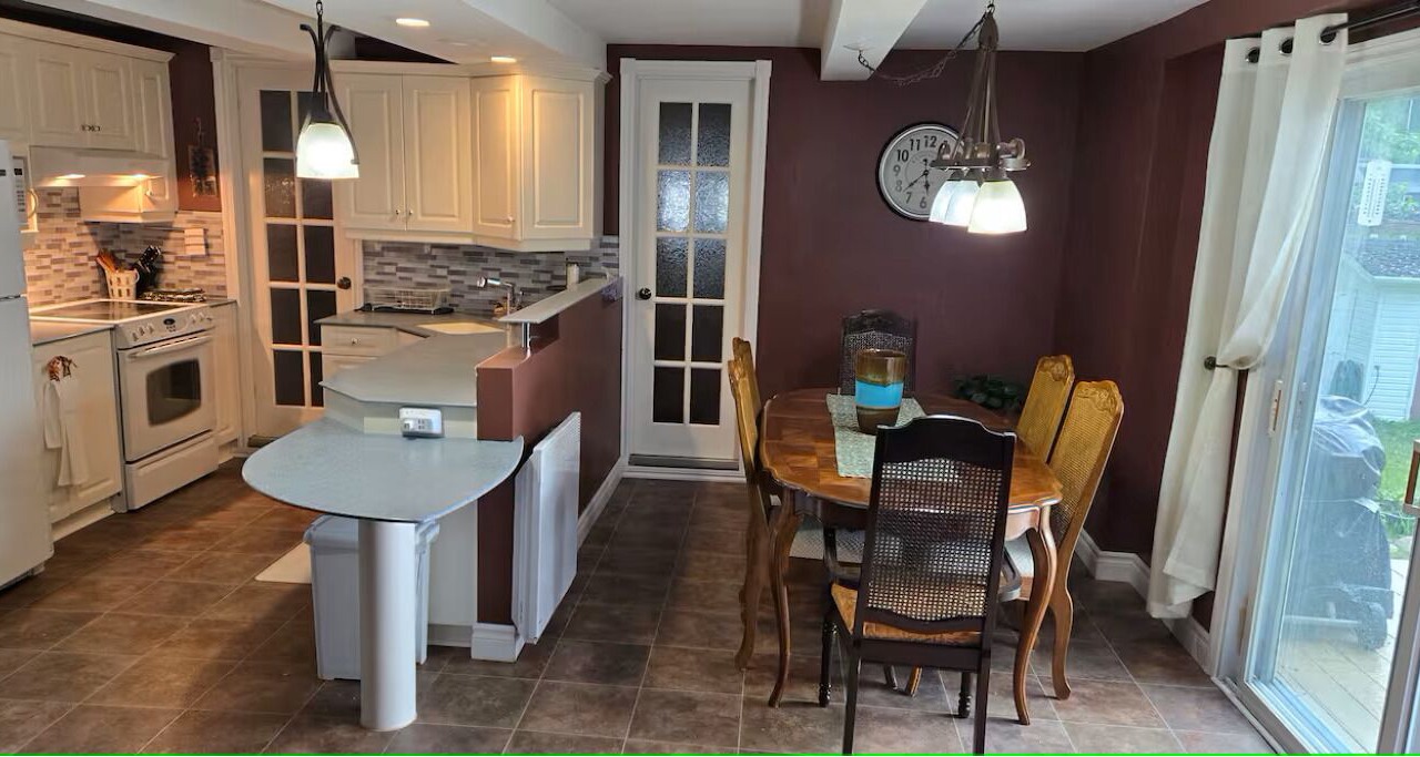 Photo of Kitchen in L'lle-du-College