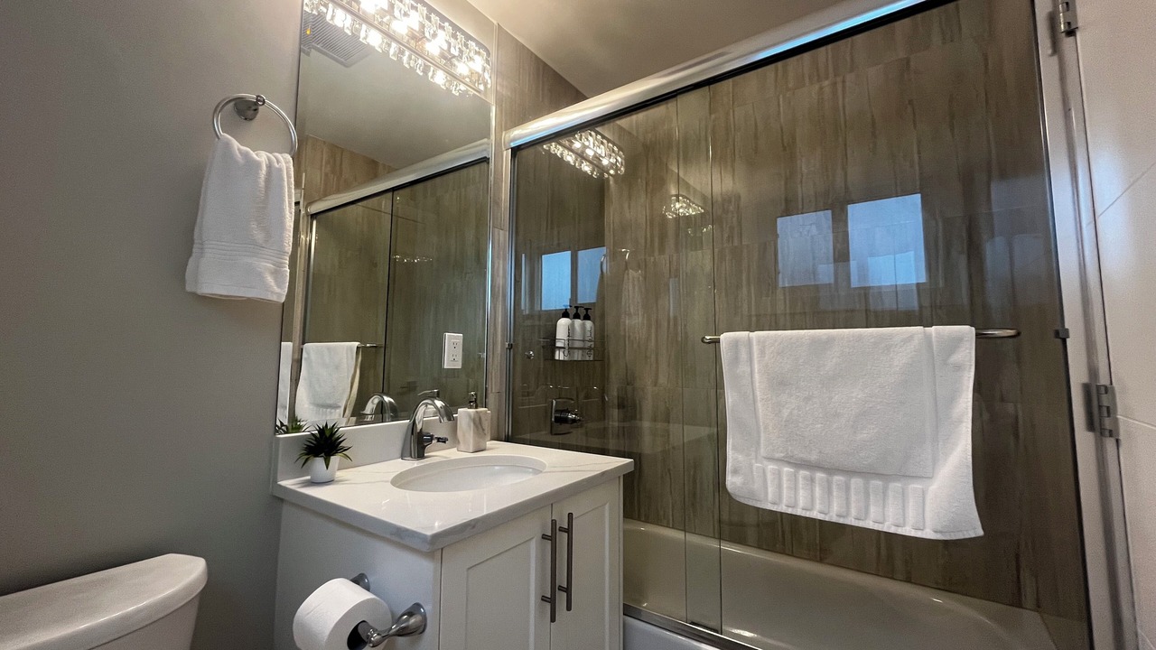 Photo of Bathroom in Deep Cove