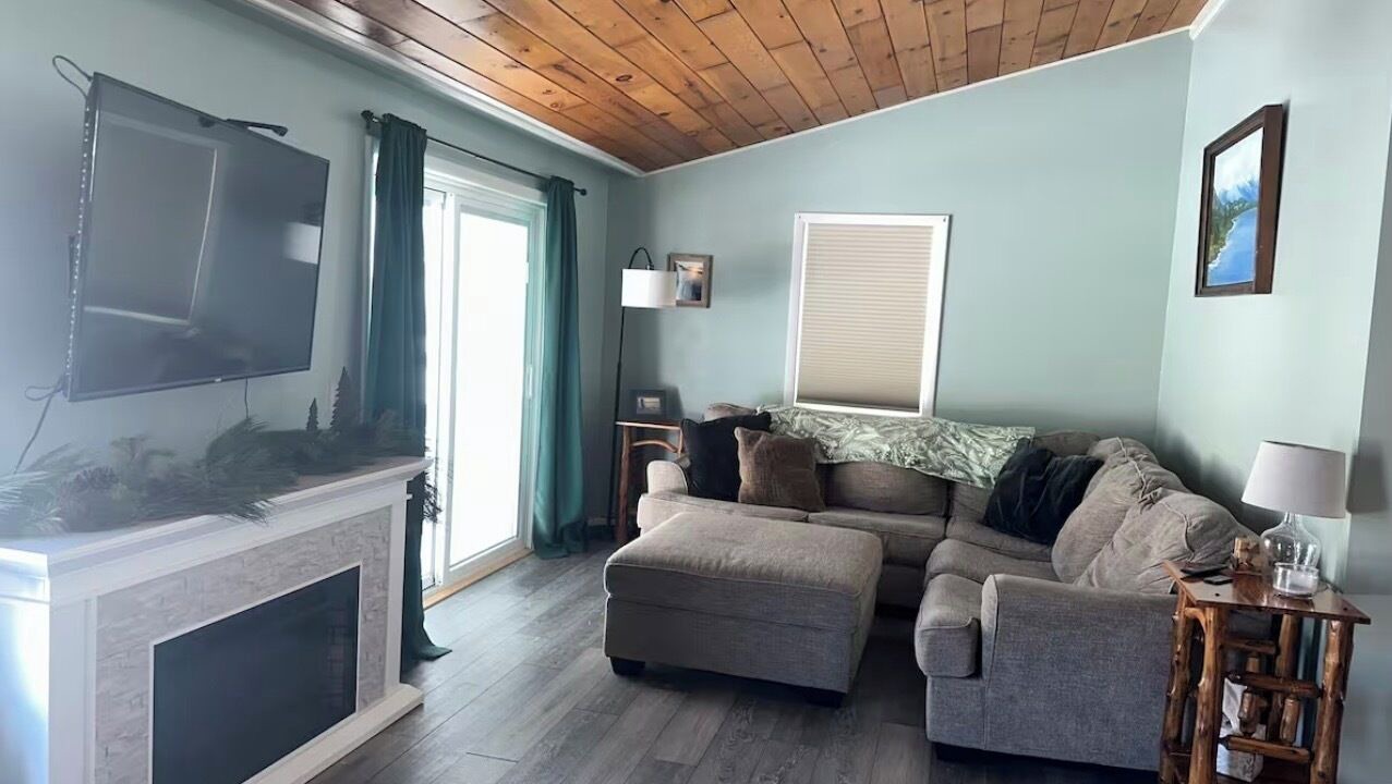 Photo of Livingroom in Oswego