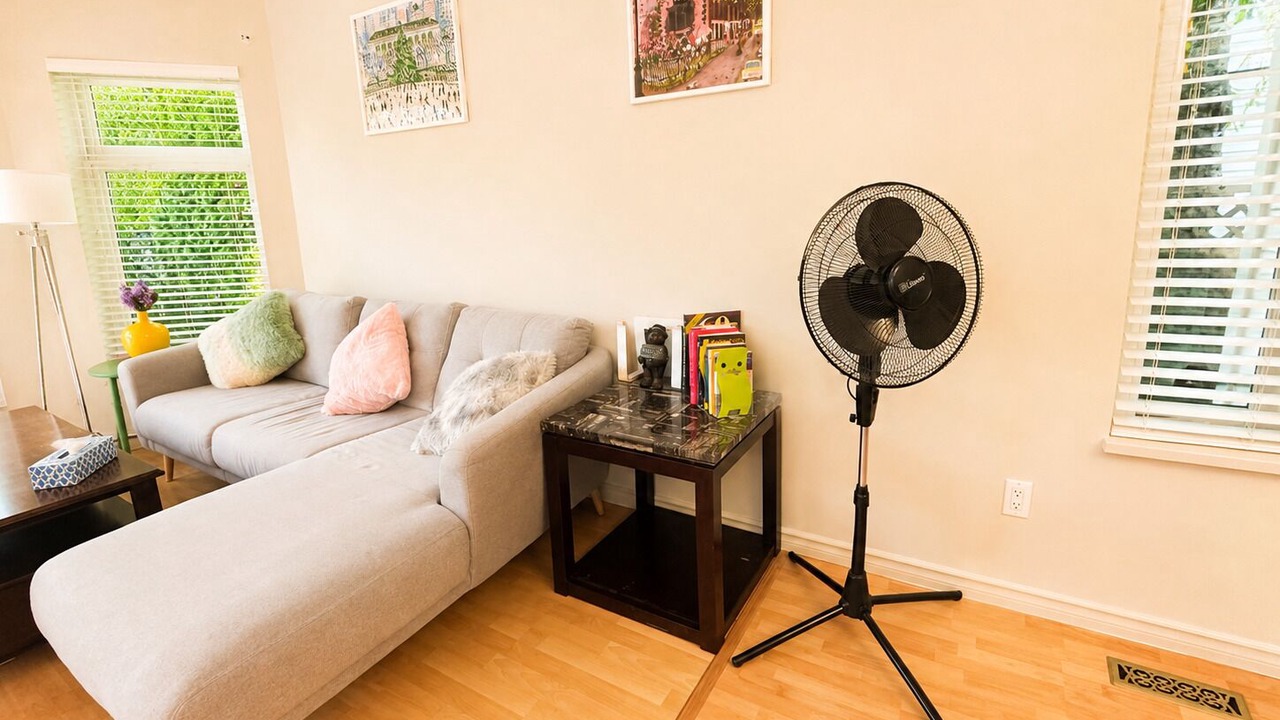 Photo of Livingroom in Surrey