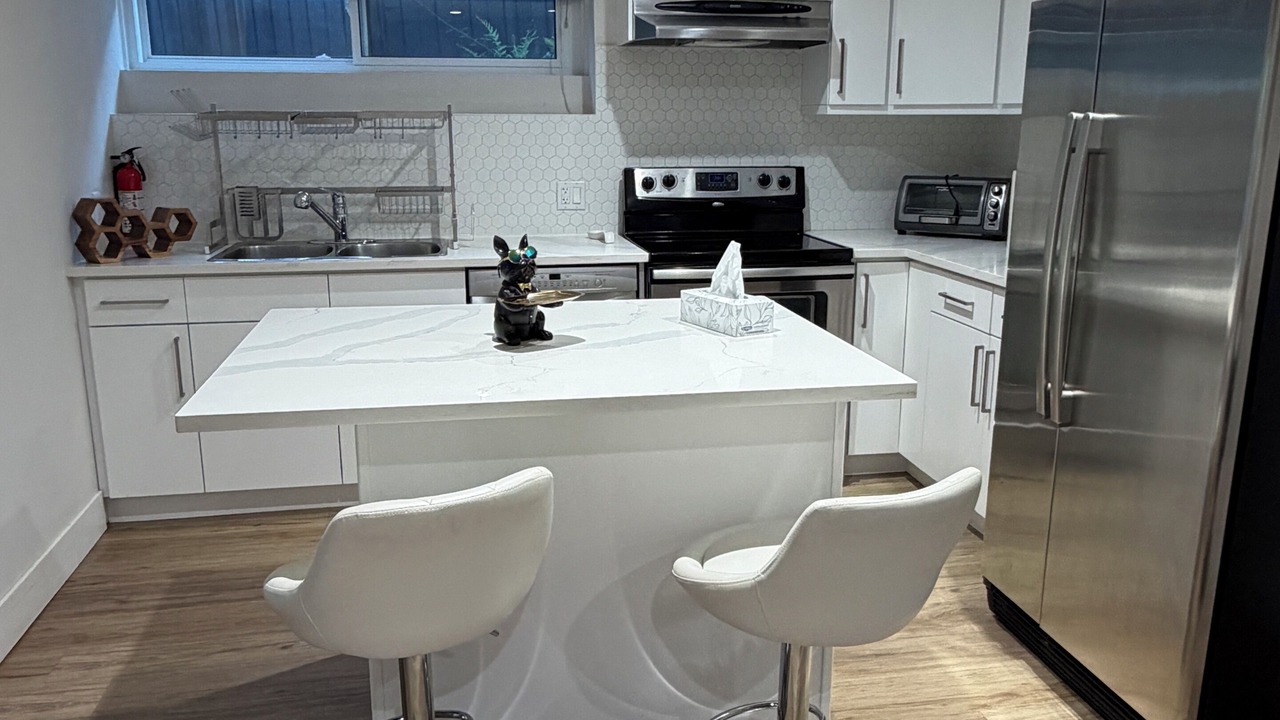 Photo of Kitchen in District of North Vancouver