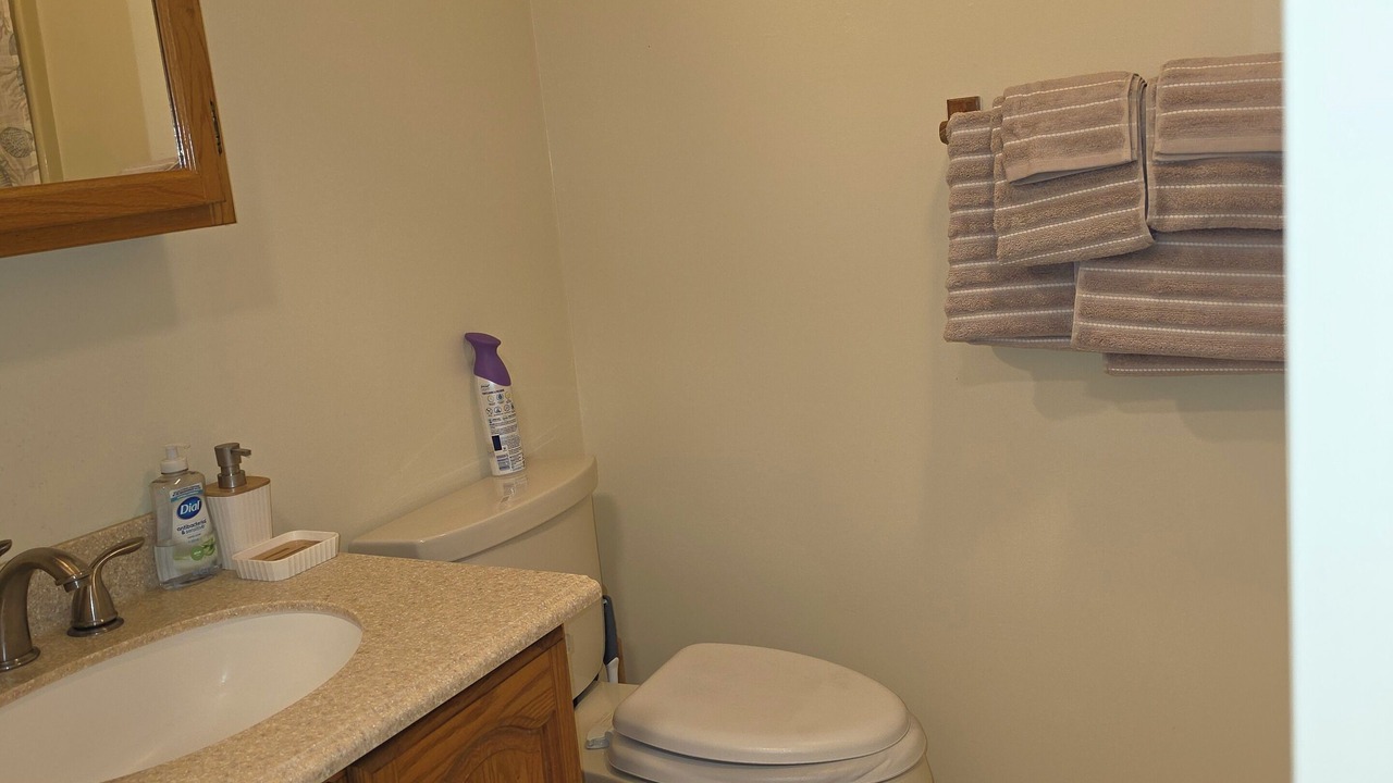 Photo of Bathroom in Elma