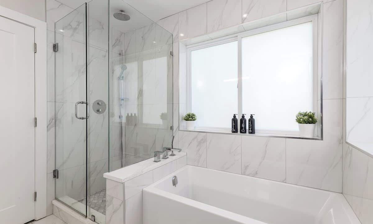 Photo of Bathroom in Riley Park