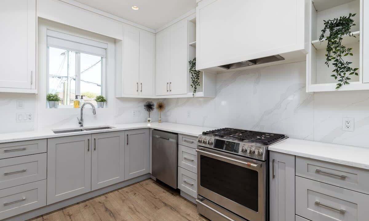 Photo of Kitchen in Riley Park