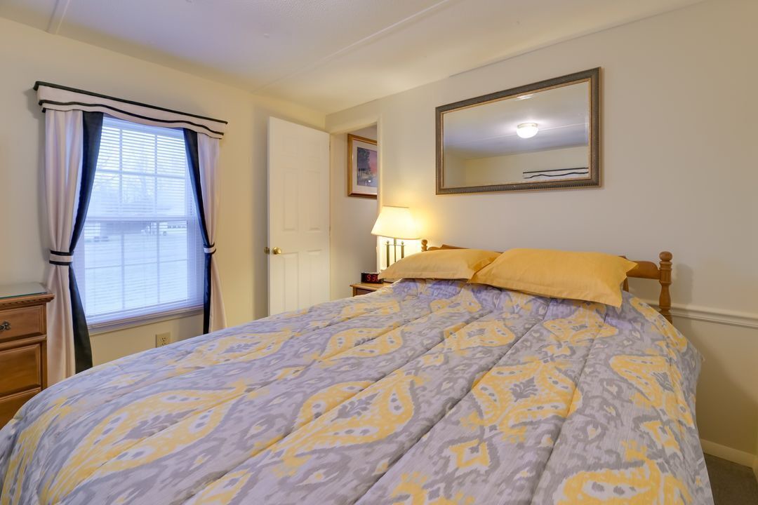 Photo of Bedroom in Lakemont