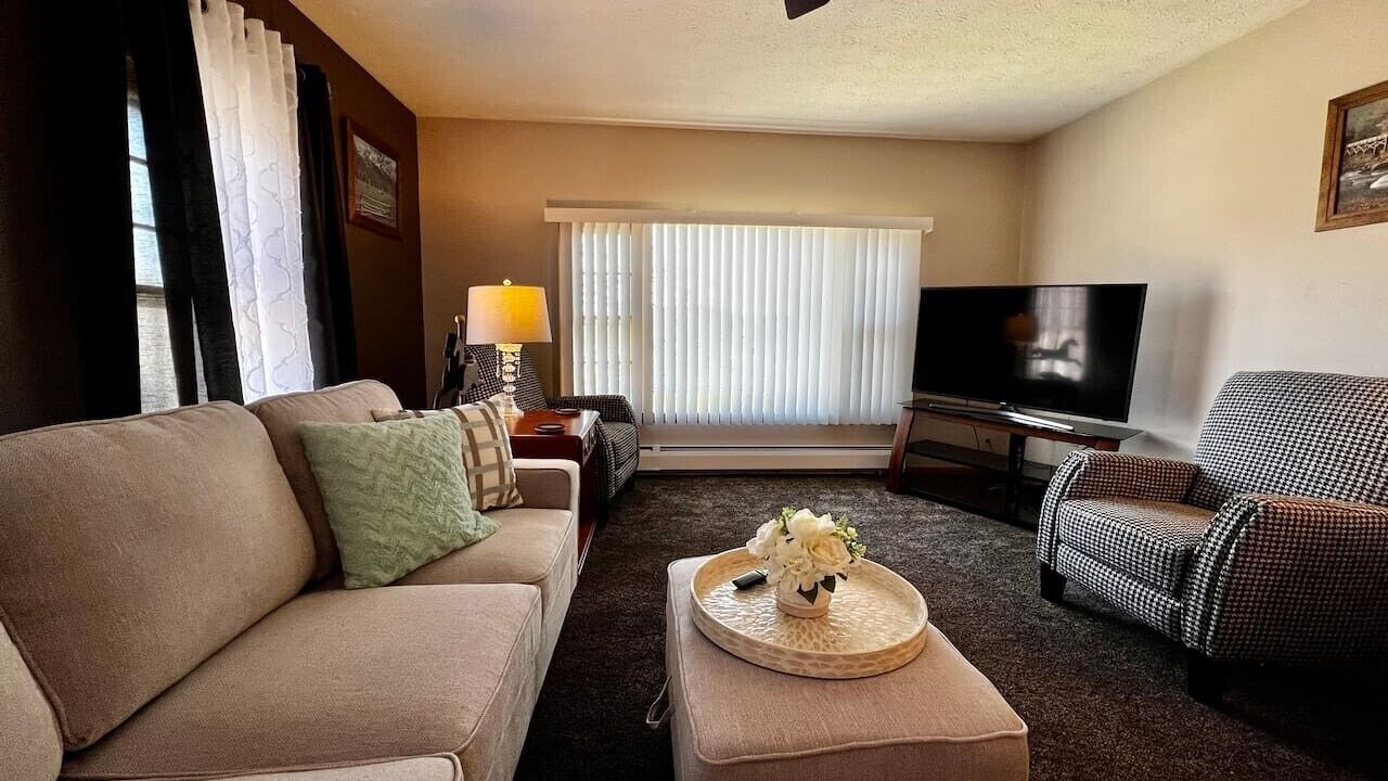 Photo of Livingroom in Elmira
