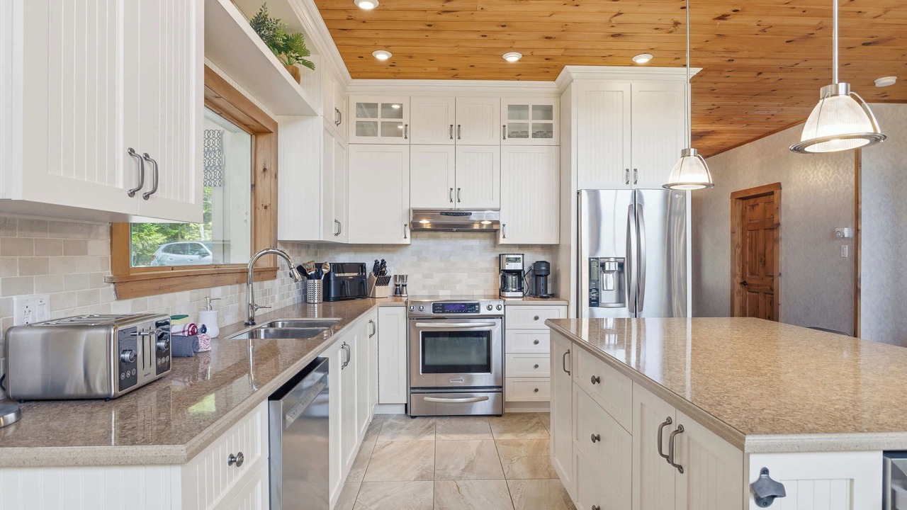 Photo of Kitchen in Saint-Faustin-Lac-Carre