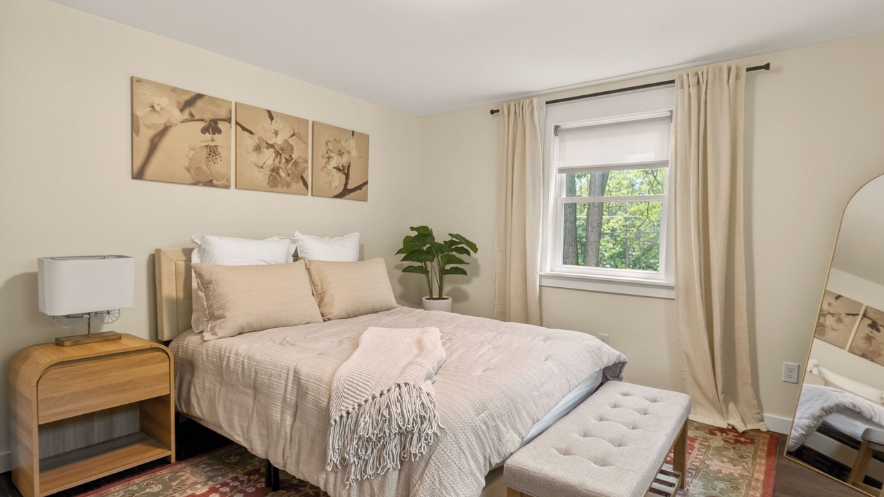 Photo of Bedroom in Naples