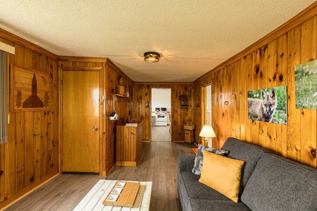 Photo of Livingroom in Grand River