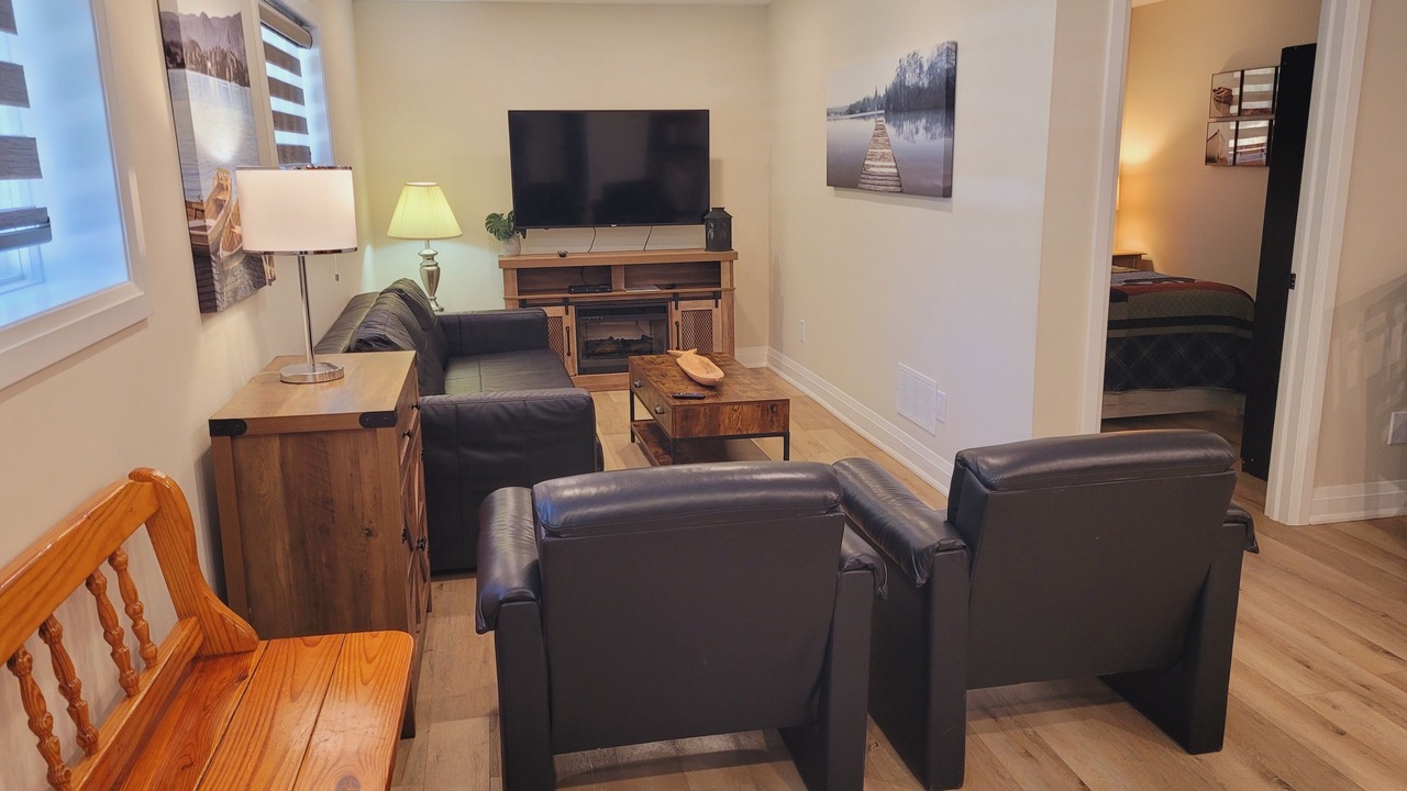 Photo of Livingroom in Petawawa