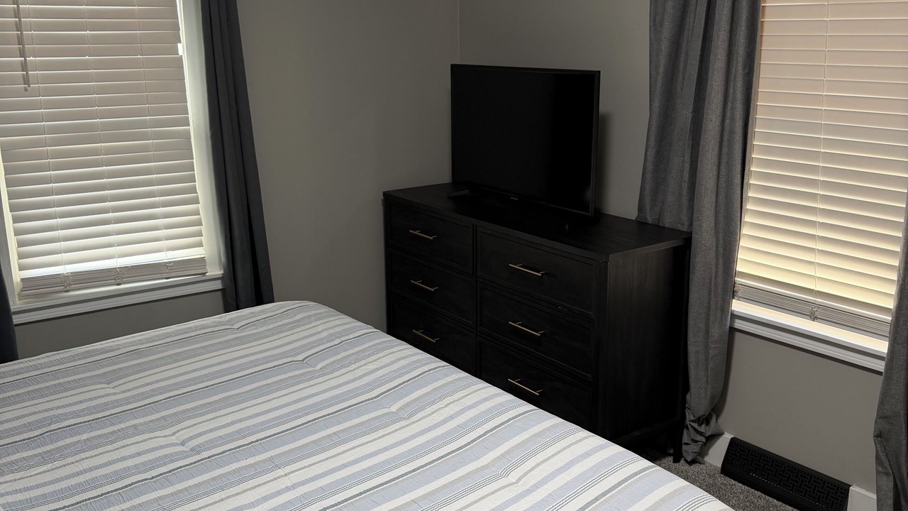 Photo of Bedroom in Ashtabula