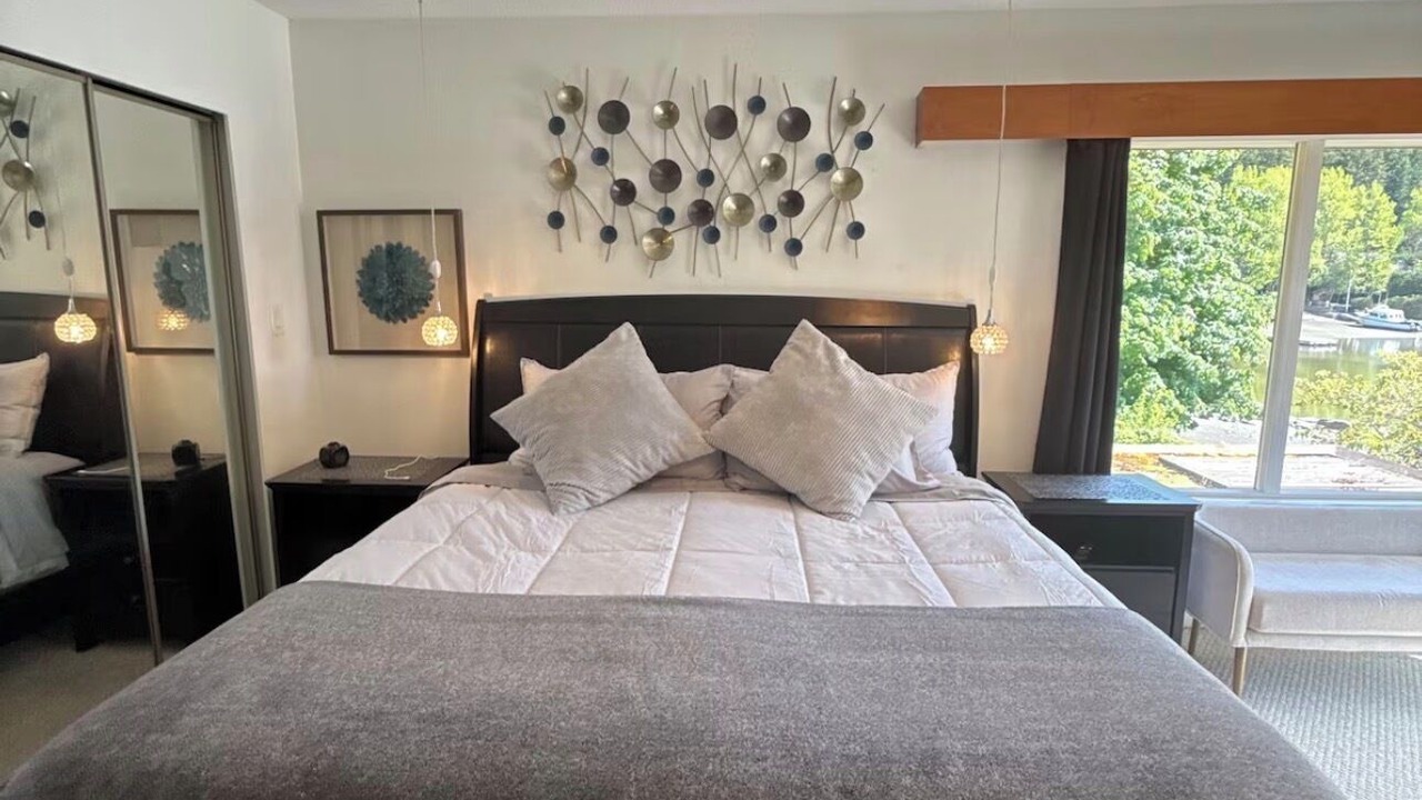 Photo of Bedroom in North Oyster