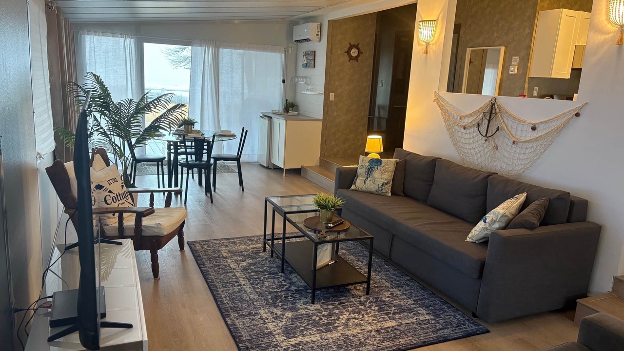 Photo of Livingroom in Sherkston