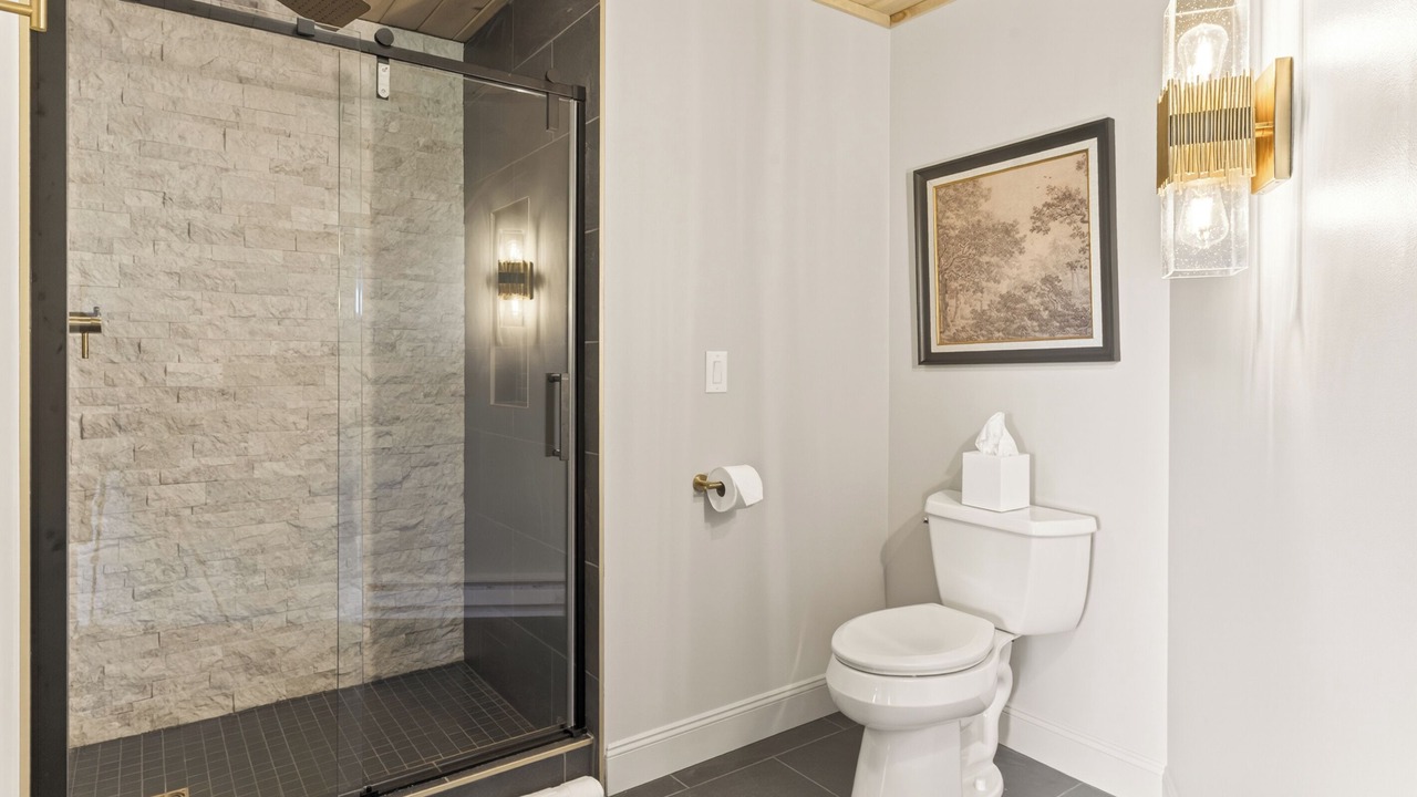 Photo of Bathroom in Naples