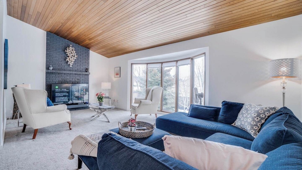 Photo of Livingroom in Southwest Edmonton