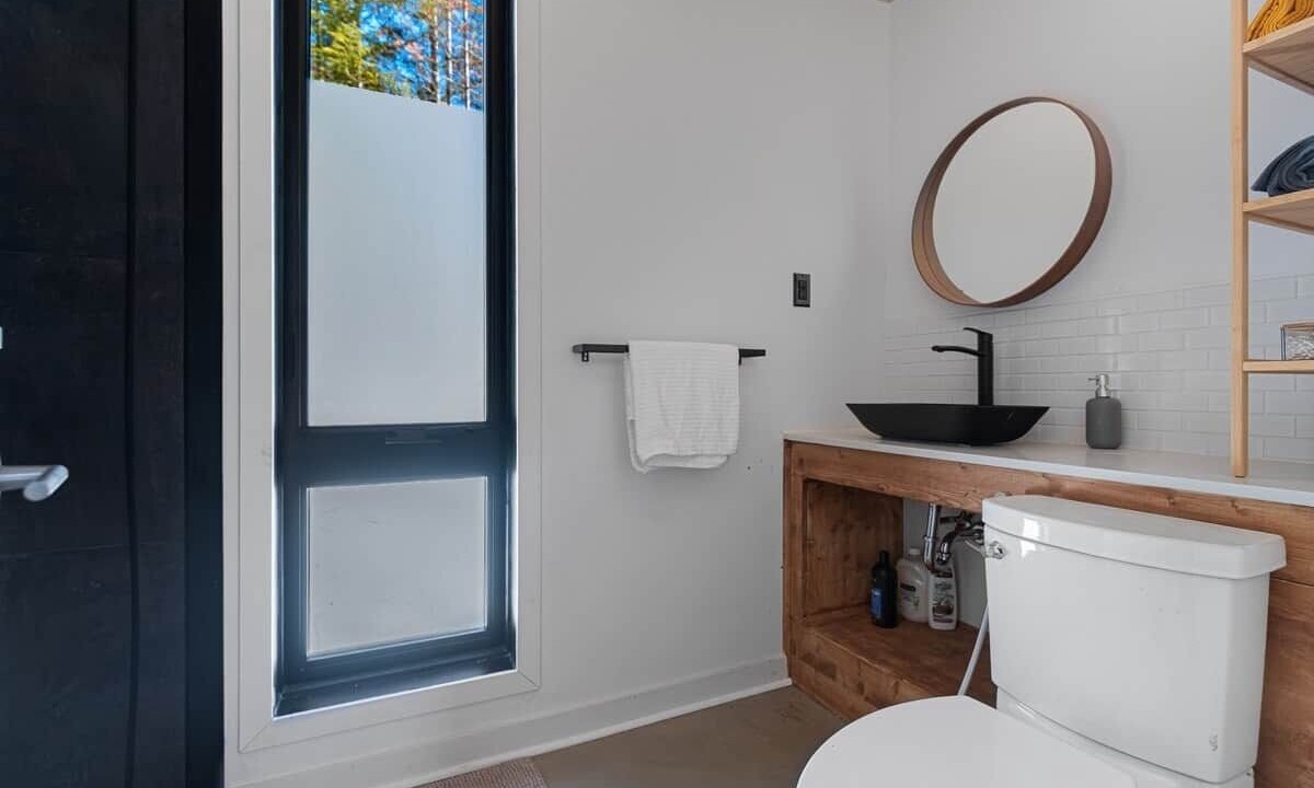Photo of Bathroom in Notre-Dame-de-la-Merci