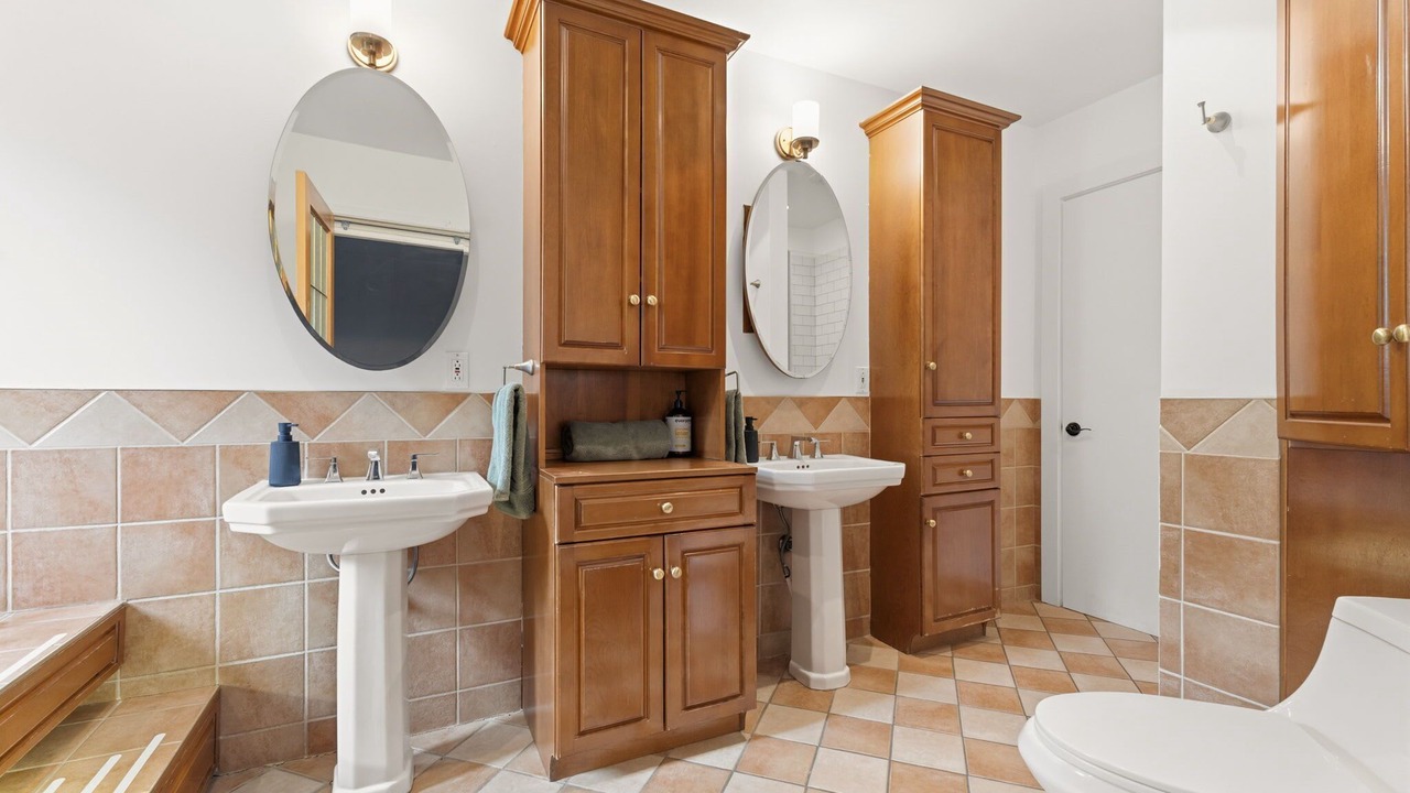 Photo of Bathroom in Montcalm