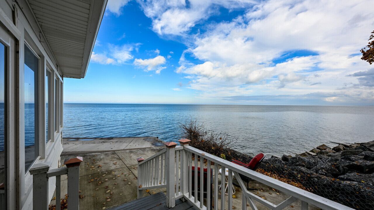 Photo of Outdoor in Huron