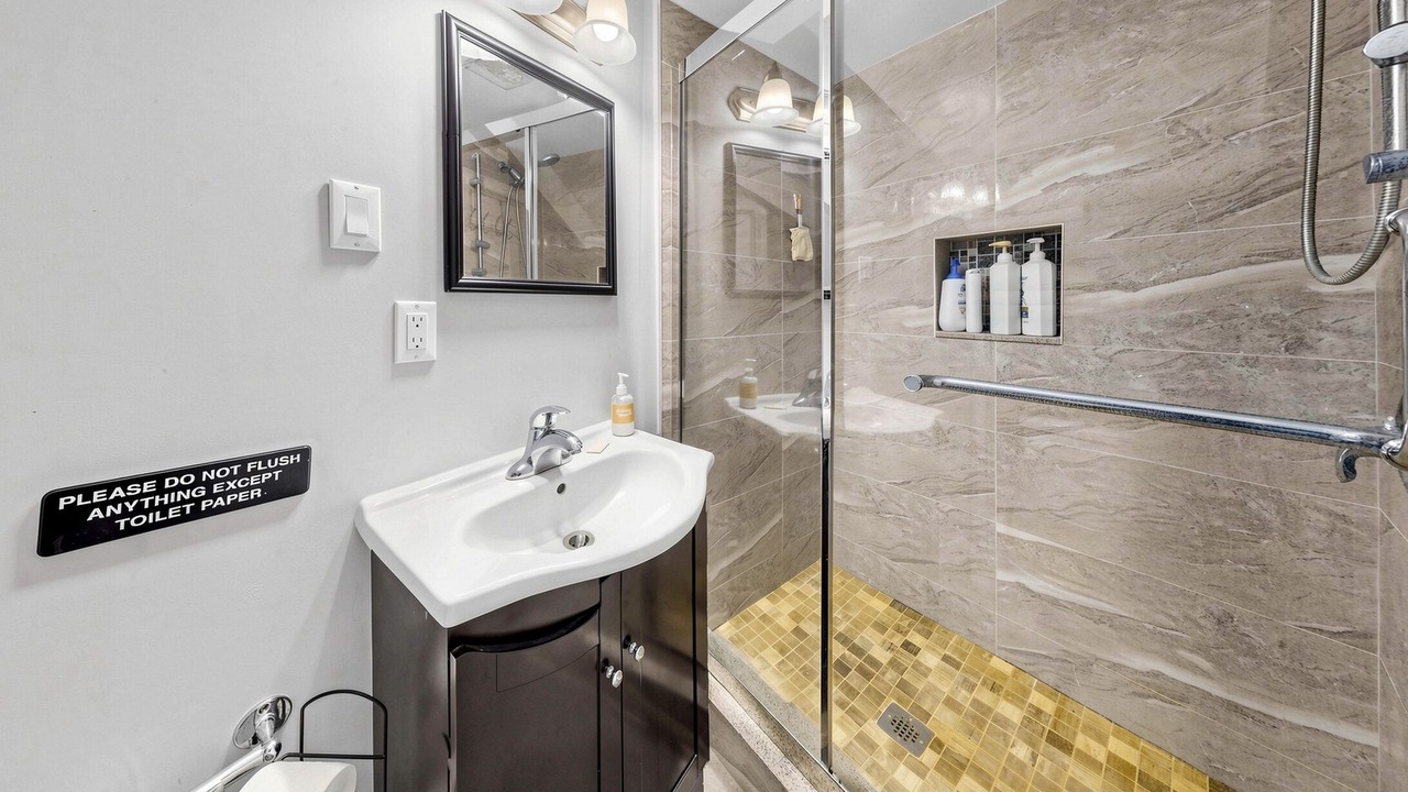 Photo of Bathroom in Scugog