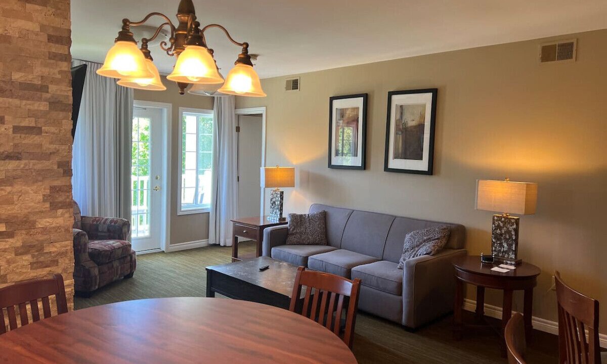 Photo of Livingroom in Oro-Medonte