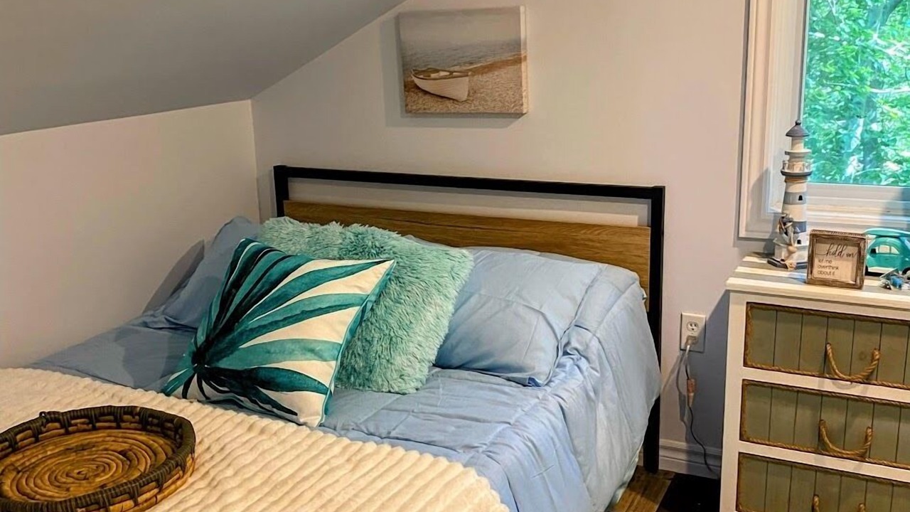 Photo of Bedroom in Port Stanley