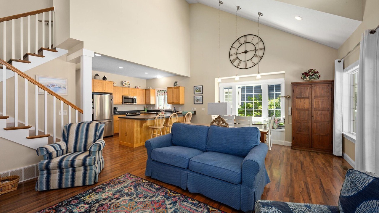 Photo of Bedroom in Lakeside