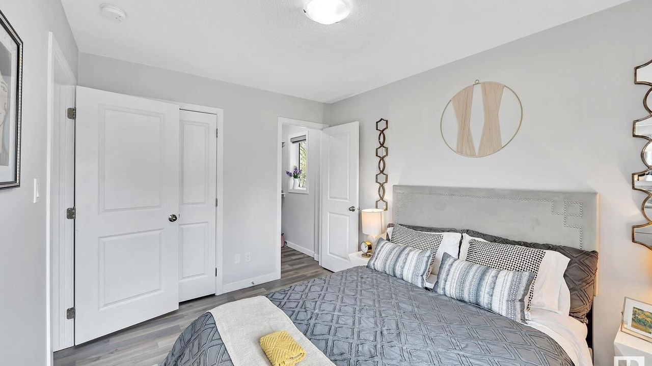 Photo of Bedroom in North Central Edmonton