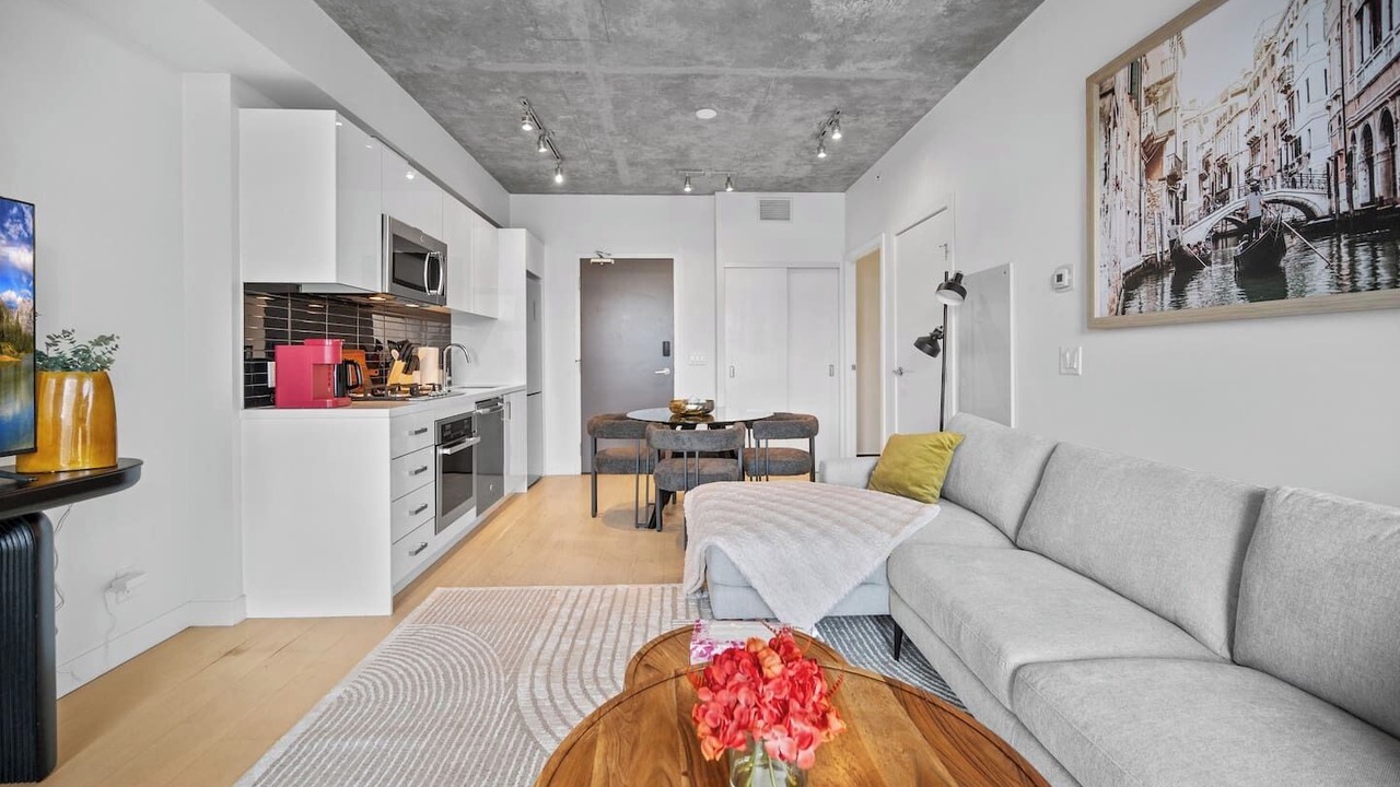 Photo of Livingroom in Connaught