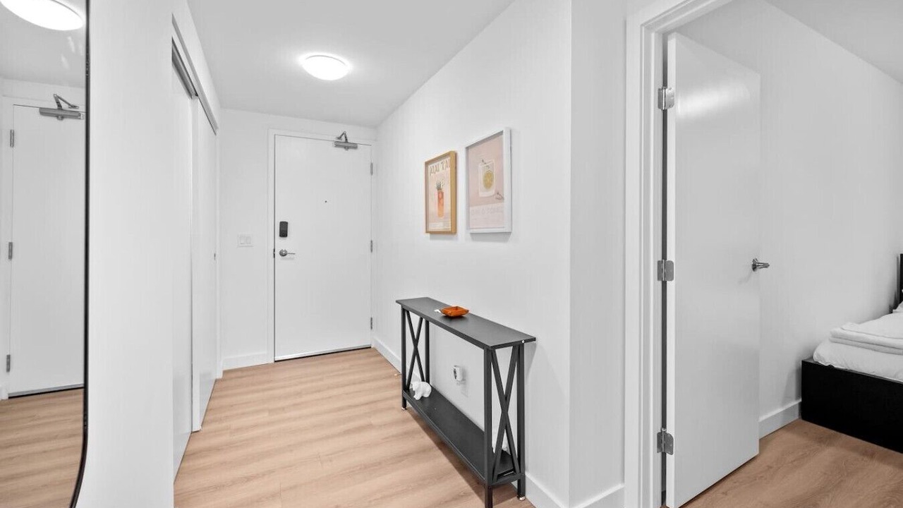 Photo of Bedroom in Crescent Heights